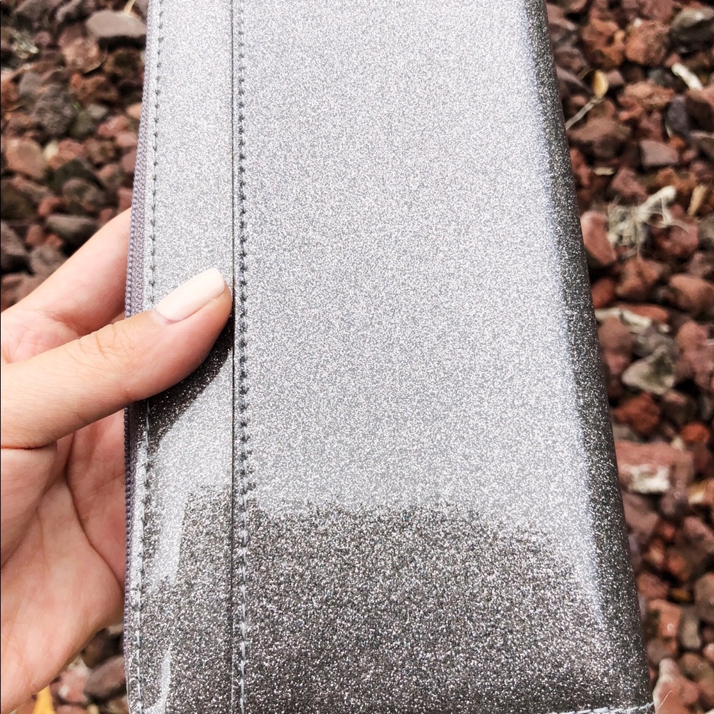 Gaby’sBags👜💕- NWT Kate spade zip around wallet - Picture 3 of 5